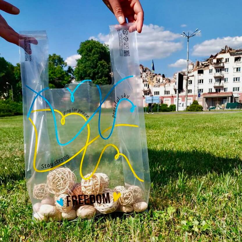 Пакети с украинской душой: где найти оптом?