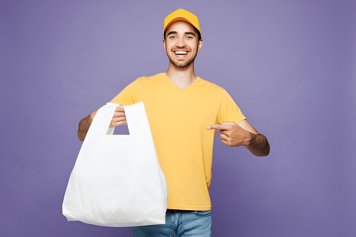 Пакети для упаковки одягу: вибір оптимальних рішень для бізнесу